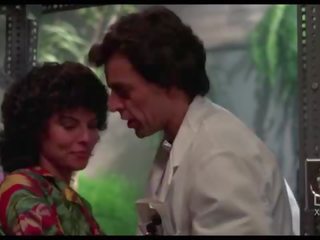 Adrienne barbeau swamp vec divé tribute podľa sexy g mods