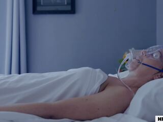 Krūtinga milf gone pakvaišęs metu pandemic, hd suaugusieji klipas 8a
