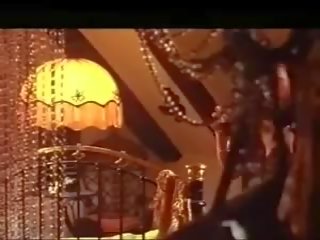 Keyhole 1975: безкоштовно filming брудна фільм відео 75