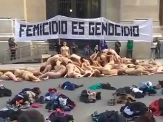 Оголена жінки protest в аргентина -colour версія: x номінальний кіно 01